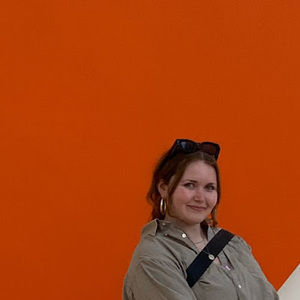 Meet your Posher, Ella